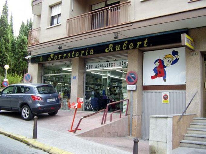 ferreteria aubert.jpg